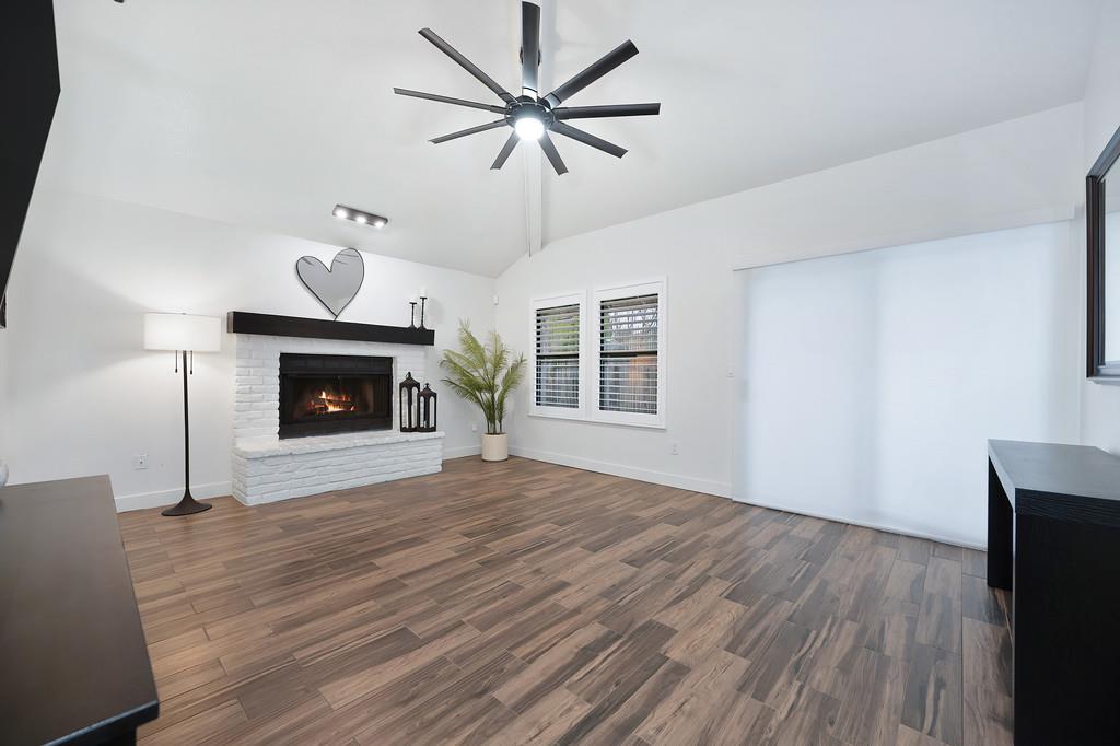 3728 Sun Shadows Lane Sacramento, CA 95821 - Photo 5 of 26