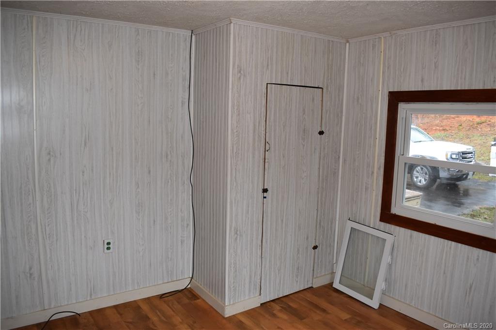 86 Wall Poole Road Marion, NC 28752 - Photo 14 of 43 Gallery Image 14