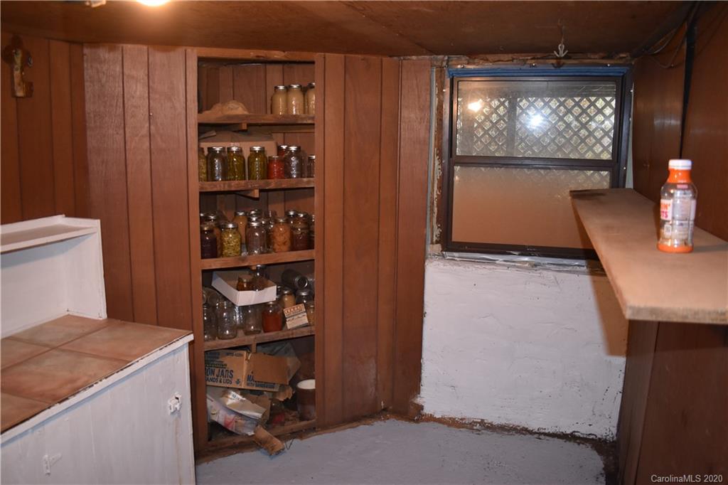 86 Wall Poole Road Marion, NC 28752 - Photo 23 of 43 Gallery Image 23