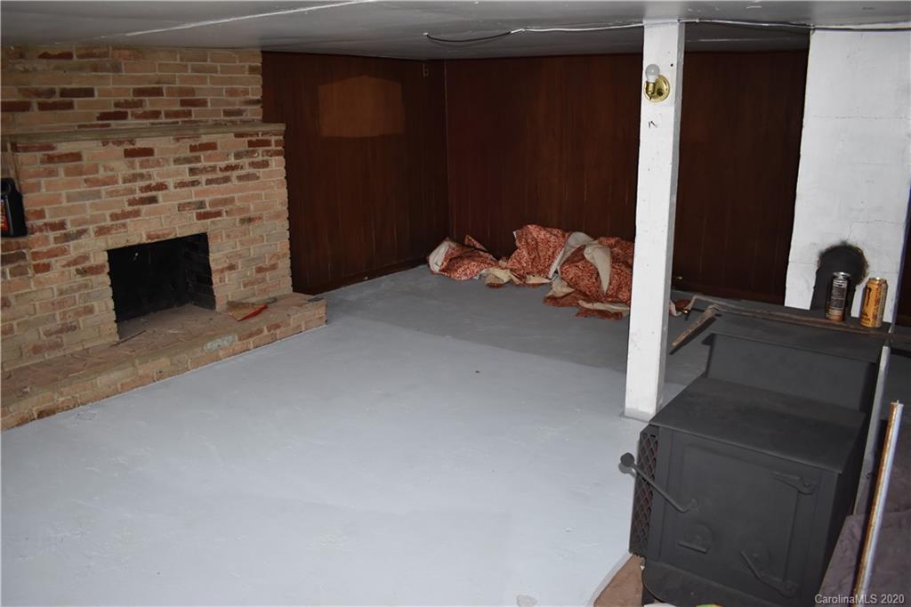 86 Wall Poole Road Marion, NC 28752 - Photo 25 of 43 Gallery Image 25
