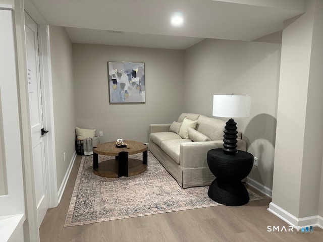 74 Soundview Avenue Fairfield, CT 06825 - Photo 20 of 32 a living room with furniture