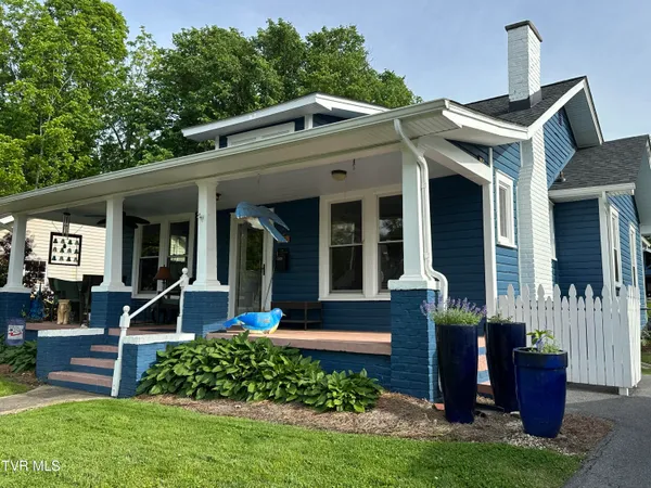 $299,992 | 1045 Catawba Street, Kingsport, TN 37660