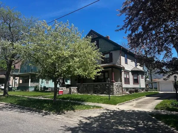 $205,000 | 192 Fremont Street, Battle Creek, MI 49017