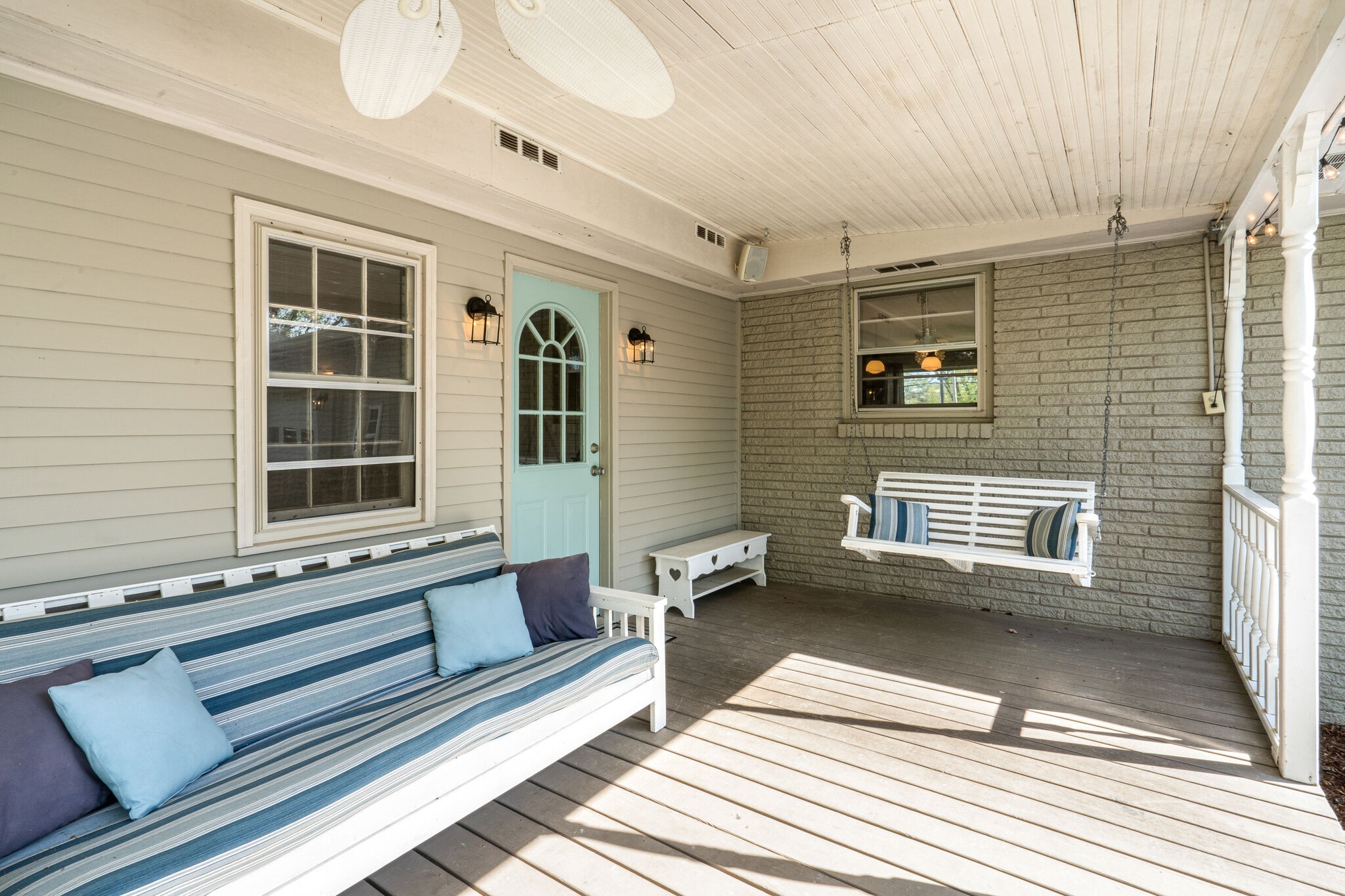 338 Stable Road Franklin, TN 37069 - Photo 22 of 26 a view of a two chairs in the balcony