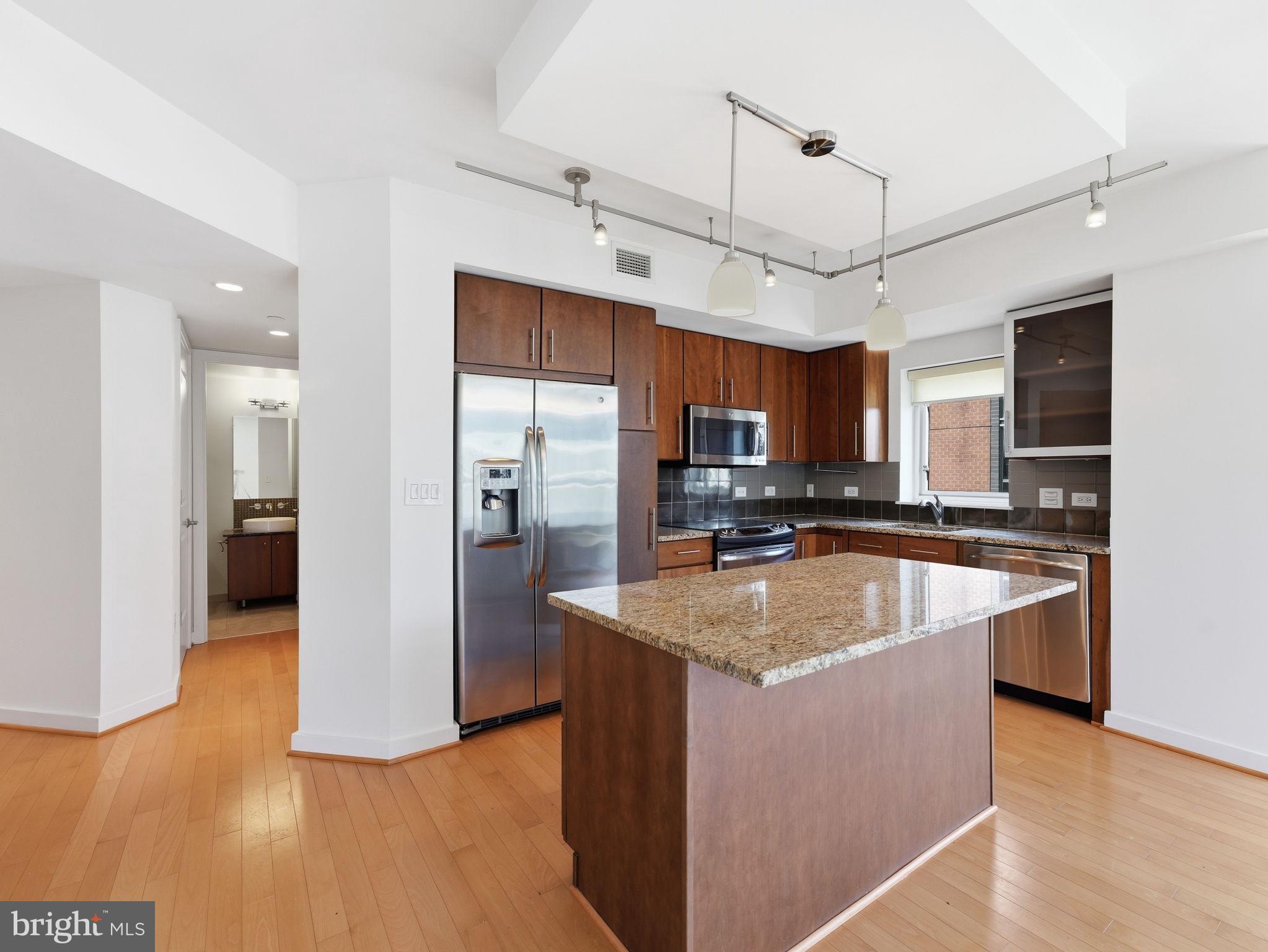 1025 First Street Southeast, Unit 1315 Washington, DC 20003 - Photo 5 of 31