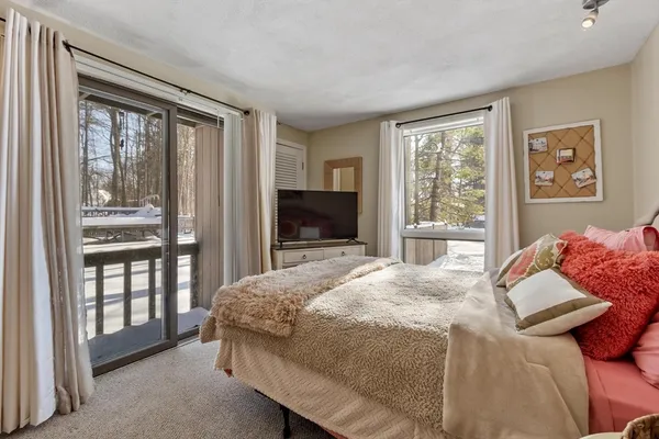 $569,900 | 87 Norwood Avenue, Leominster, MA 01453