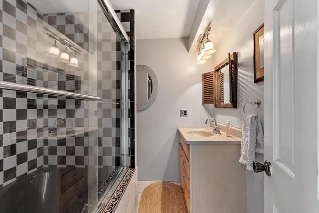 $599,000 | 87 Norwood Avenue, Leominster, MA 01453