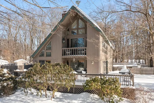 $569,900 | 87 Norwood Avenue, Leominster, MA 01453