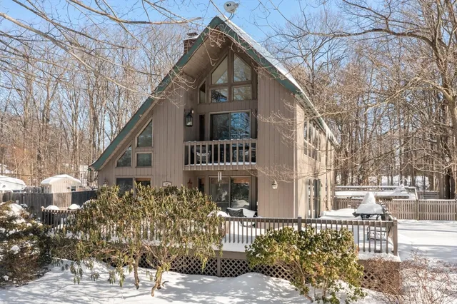 $599,000 | 87 Norwood Avenue, Leominster, MA 01453