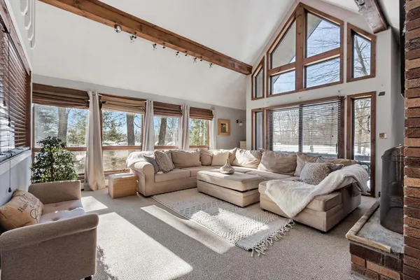 $569,900 | 87 Norwood Avenue, Leominster, MA 01453