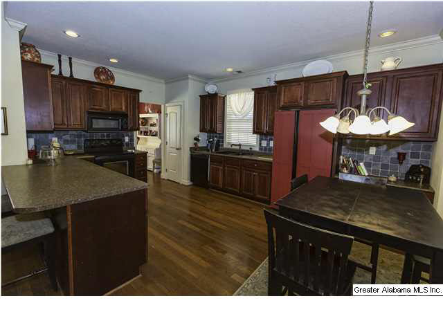 920 Haddington Dale Pelham, AL 35124 - Photo 10 of 32