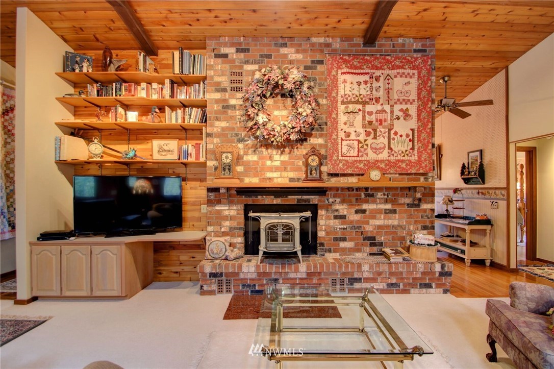 16615 Bow Hill Road Bow, WA 98232 - Photo 4 of 25 Gallery Image 4