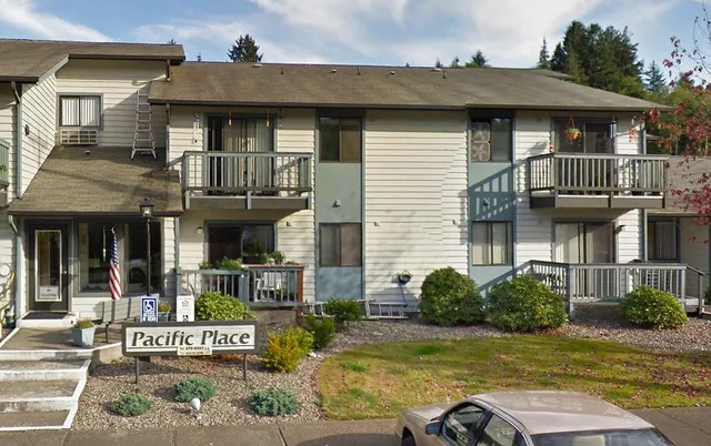 $829 | 208 Central Avenue, South Bend, WA 98586