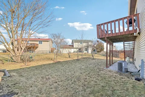 $400,000 | 4485 Bayside Circle, Hoffman Estates, IL 60192