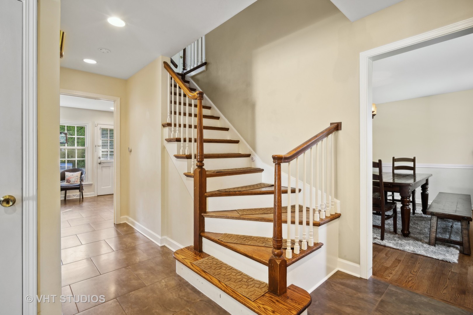 3850 Normandy Lane Northbrook, IL 60062 - Photo 2 of 38