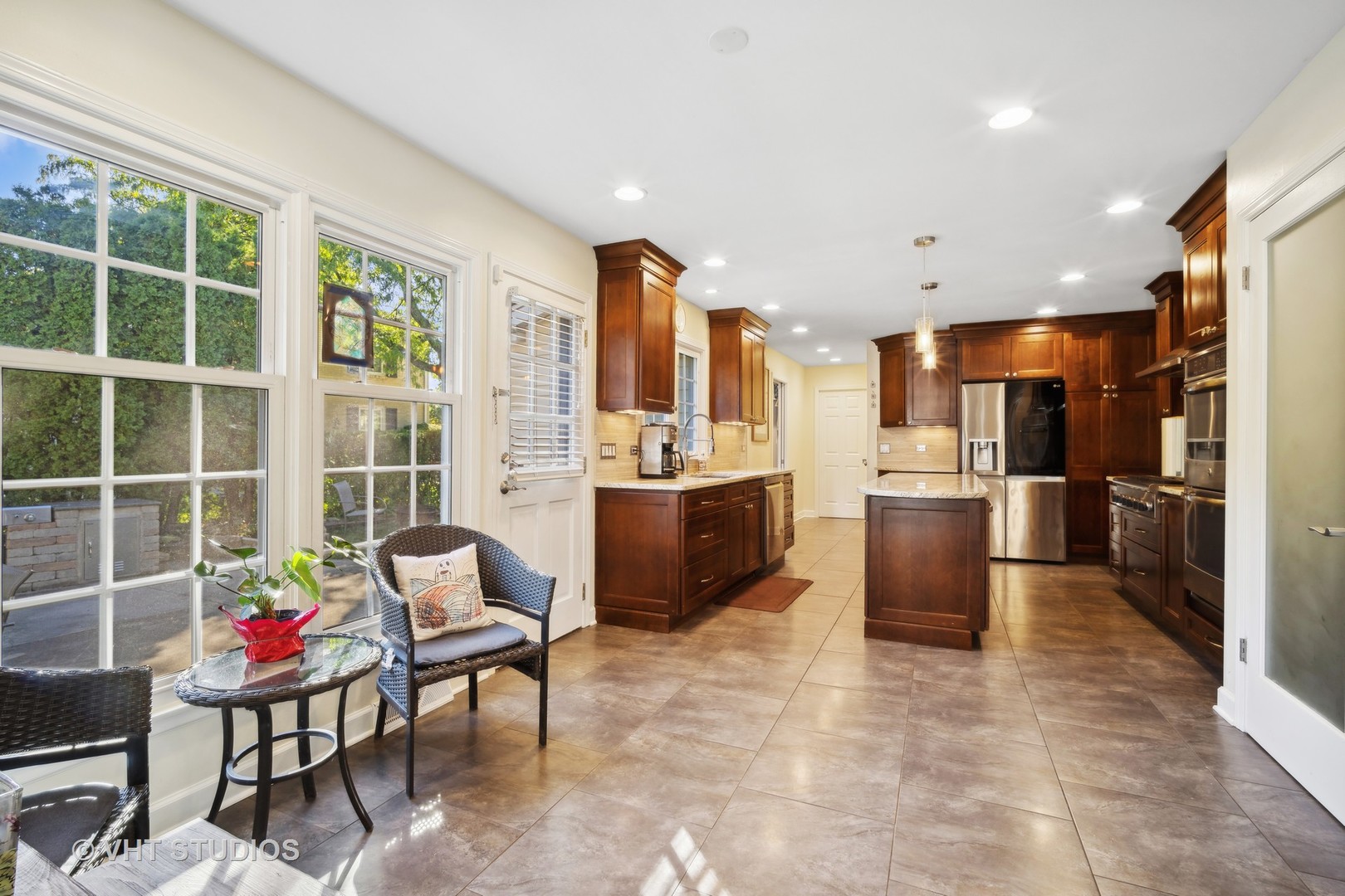 3850 Normandy Lane Northbrook, IL 60062 - Photo 6 of 38