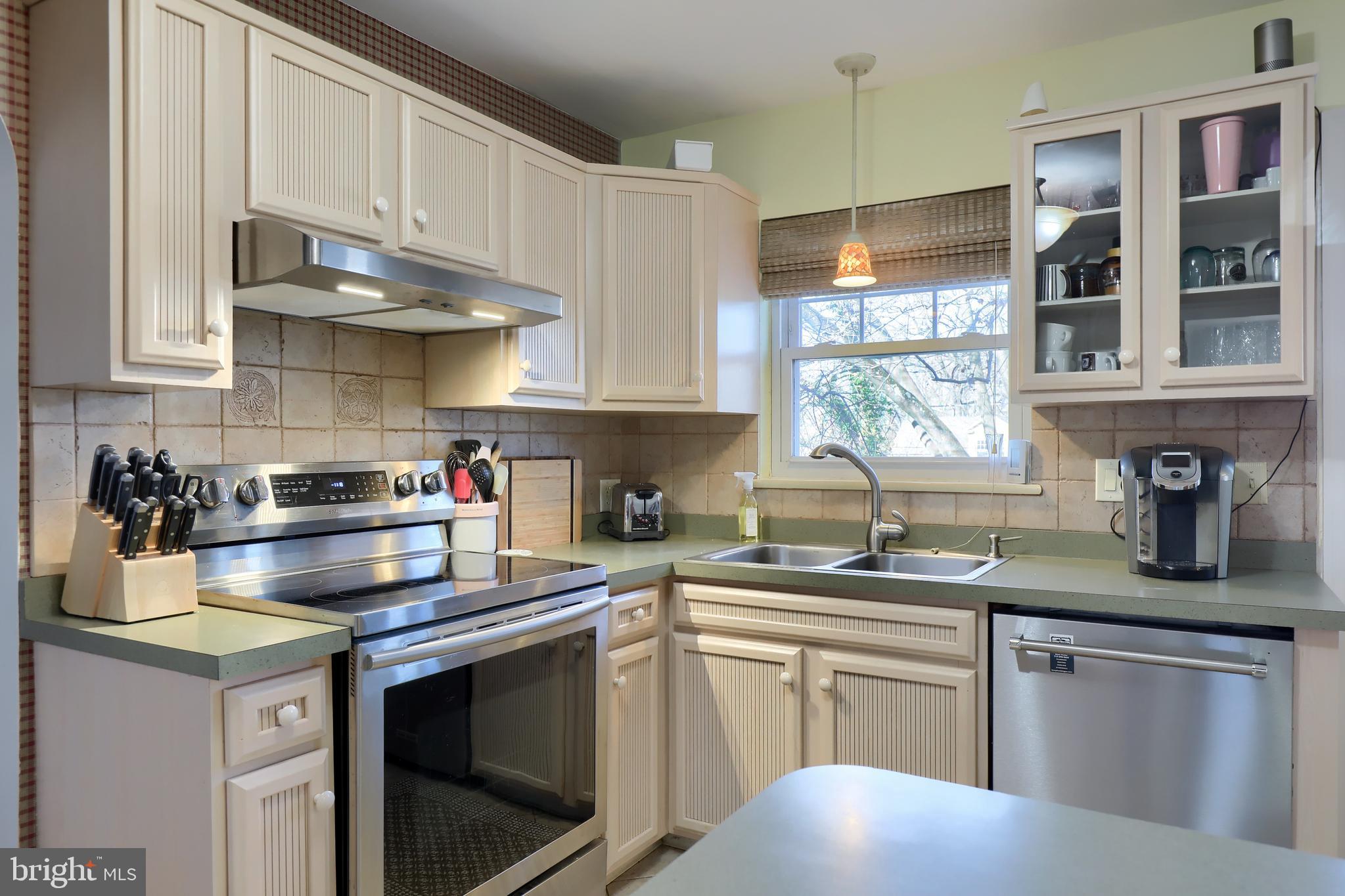 157 Peyton Road York, PA 17403 - Photo 16 of 51 Gallery Image 16