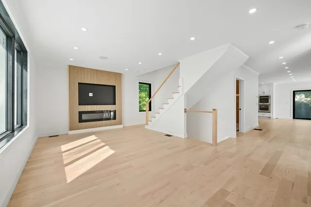 $1,625,000 | 863 Main Street, Reading, MA 01867