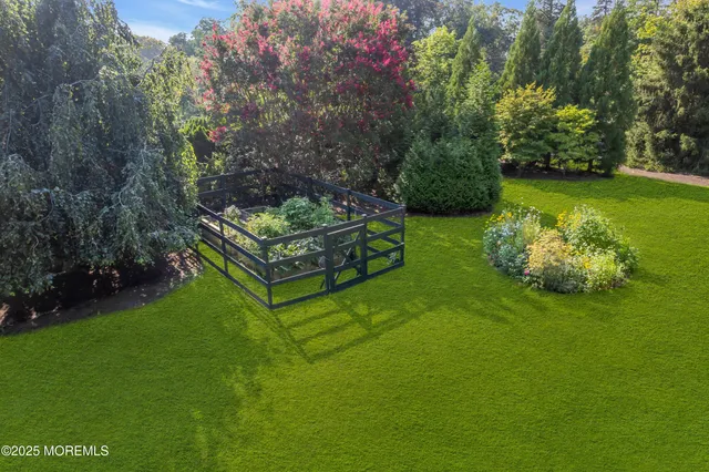 $6,500,000 | 458 Navesink River Road, Red Bank, NJ 07701