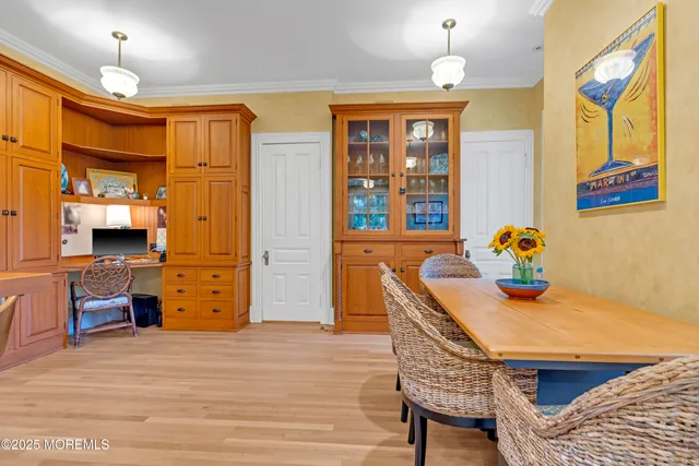 $6,500,000 | 458 Navesink River Road, Red Bank, NJ 07701