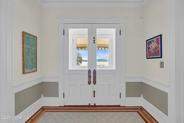 $6,500,000 | 458 Navesink River Road, Red Bank, NJ 07701