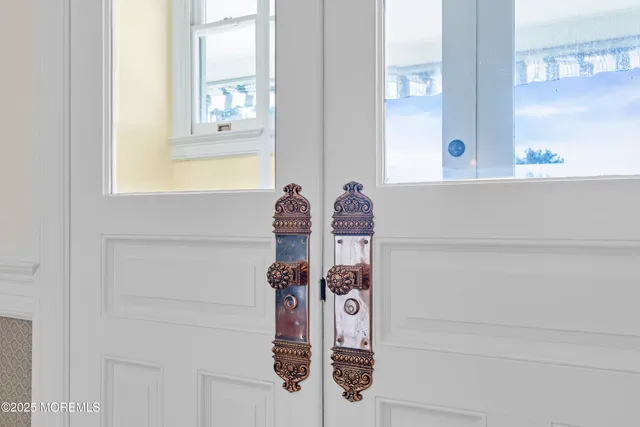 $6,500,000 | 458 Navesink River Road, Red Bank, NJ 07701