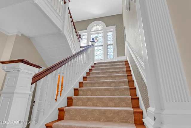 $6,500,000 | 458 Navesink River Road, Red Bank, NJ 07701