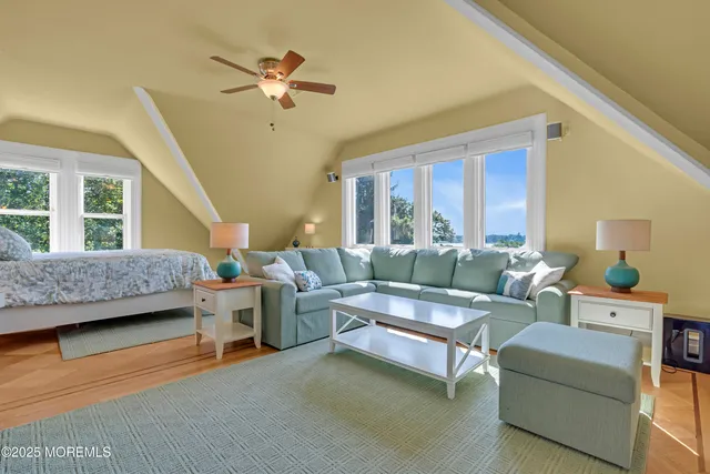 $6,500,000 | 458 Navesink River Road, Red Bank, NJ 07701