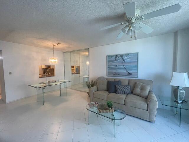 336 North Birch Road, Unit 6D Fort Lauderdale, FL 33304 - Photo 18 of 37 IMG_3455