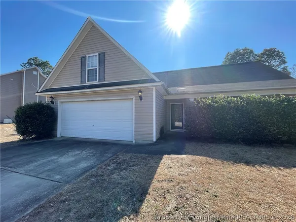 $1,600 | 60 Chinkapin Oak Circle, Bunnlevel, NC 28323