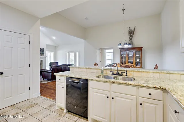 $264,900 | 540 Sweetwater Drive, Pearl, MS 39208