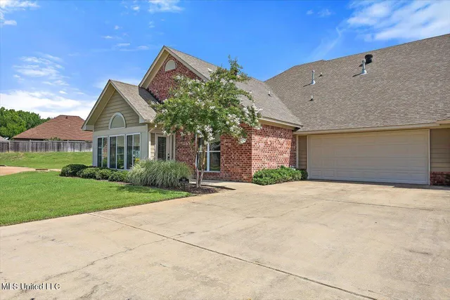 $264,900 | 540 Sweetwater Drive, Pearl, MS 39208