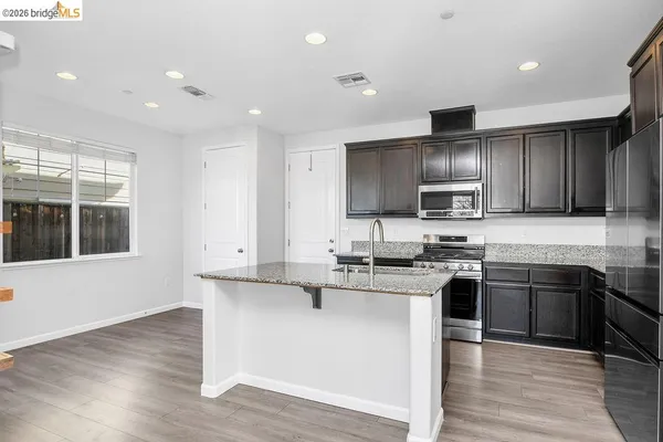 $599,000 | 126 Halsey Way, Pittsburg, CA 94565