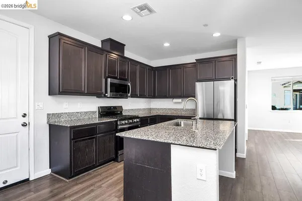 $599,000 | 126 Halsey Way, Pittsburg, CA 94565