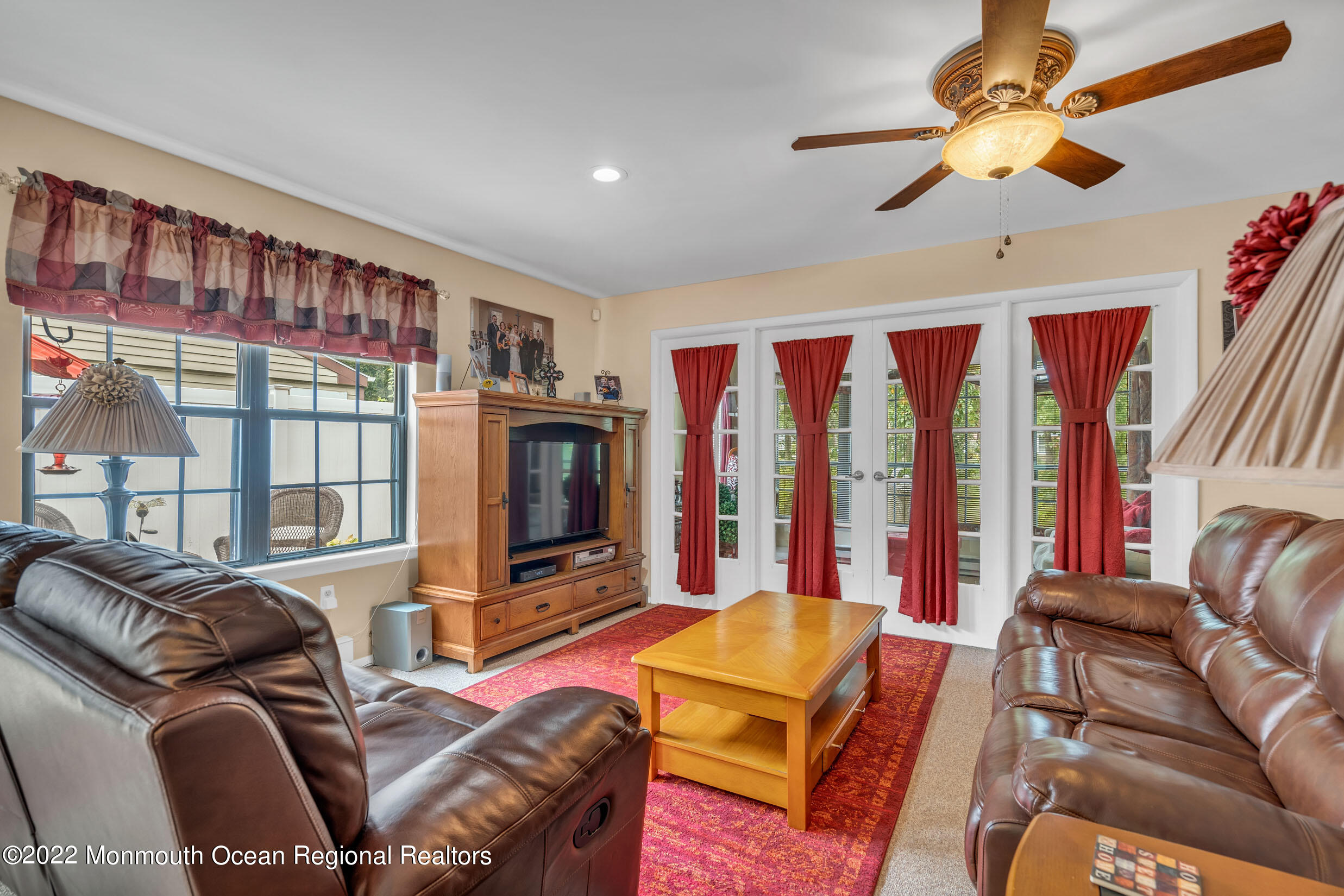 564 Mayfair Road, Unit B Manchester Township, NJ 08759 - Photo 12 of 43 5 (5)