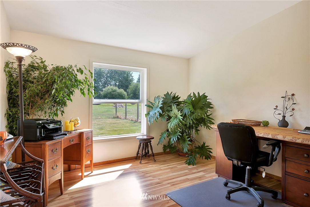4865 Bay Road Blaine, WA 98230 - Photo 17 of 25 Gallery Image 17