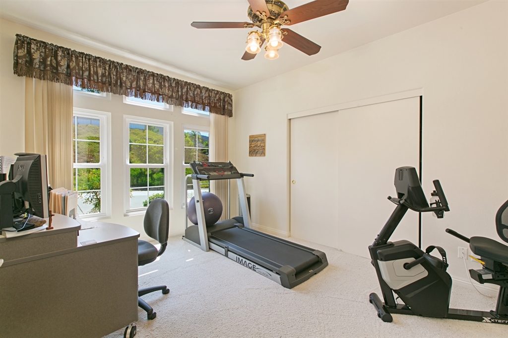 14328 Trailwind Road Poway, CA 92064 - Photo 17 of 24