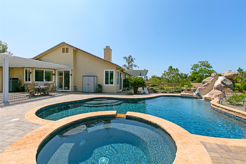14328 Trailwind Road Poway, CA 92064 - Photo 5 of 24