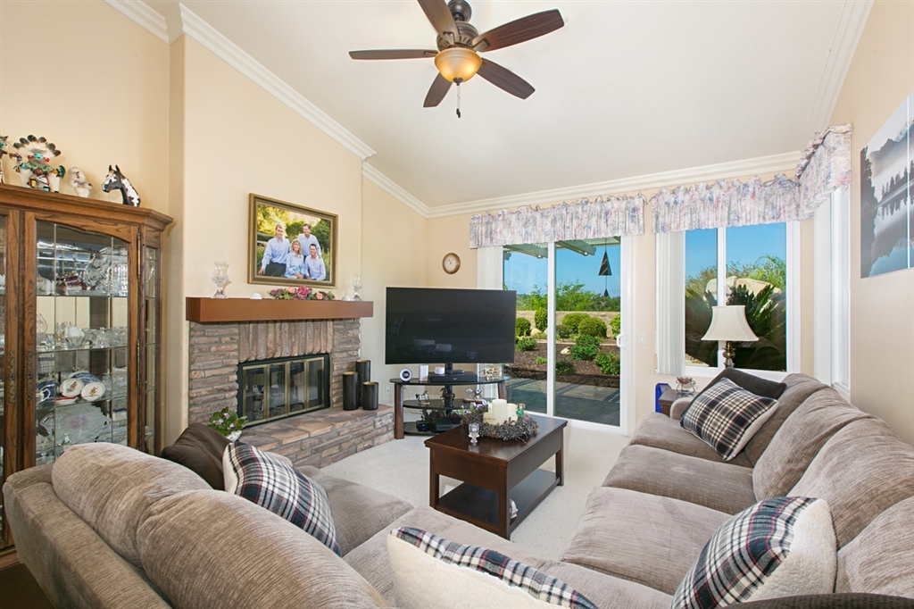 14328 Trailwind Road Poway, CA 92064 - Photo 10 of 24