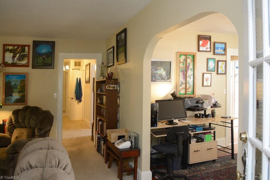 425 Ridgecrest Road Asheboro, NC 27203 - Photo 14 of 30 Gallery Image 14