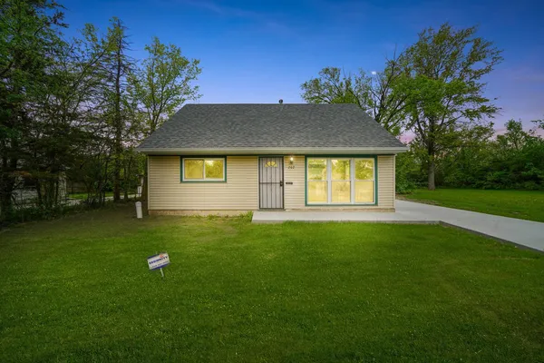 $175,000 | 202 Allegheny Street, Park Forest, IL 60466