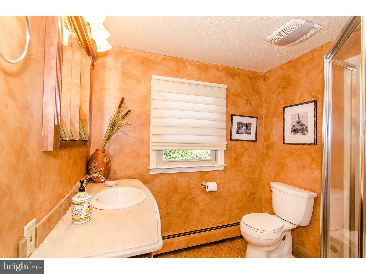 515 Wilder Road Wallingford, PA 19086 - Photo 20 of 25 Master Bathroom