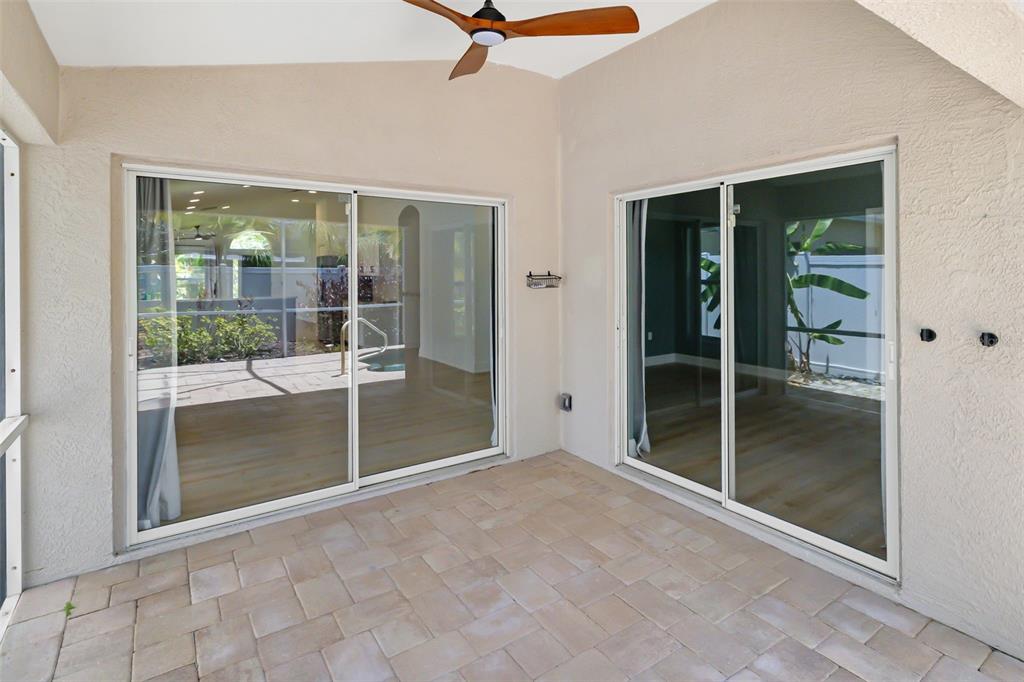 6226 Blueflower Court Lakewood Ranch, FL 34202 - Photo 37 of 81
