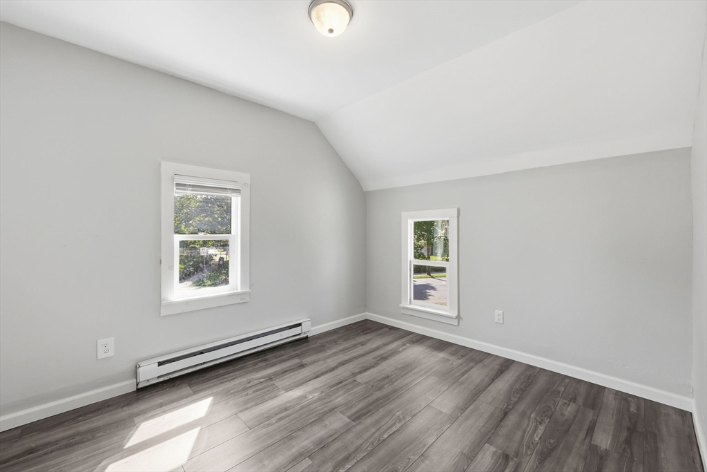 70 Milton Street Springfield, MA 01151 - Photo 29 of 37