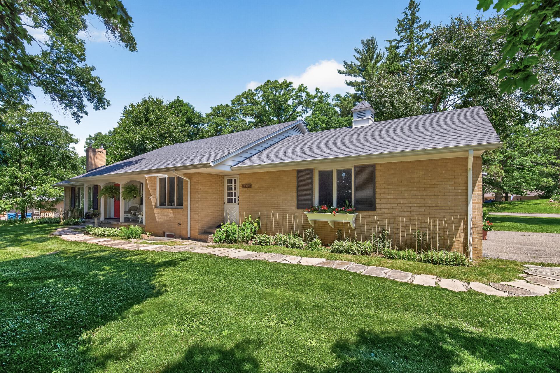 4730 Fairhills Road East Minnetonka, MN 55345 - Photo 2 of 49