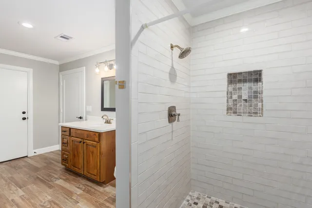 a view of a house with a big yard