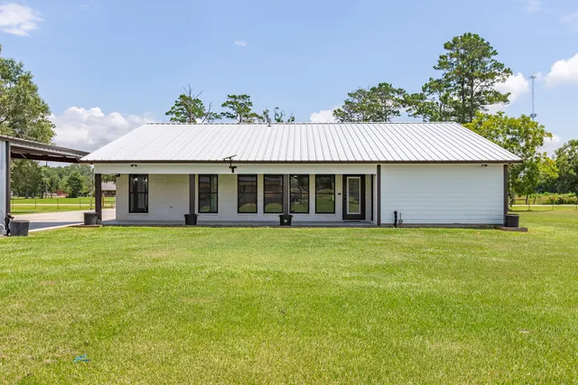 $424,999 | 203 Woodard, Devers, TX 77538