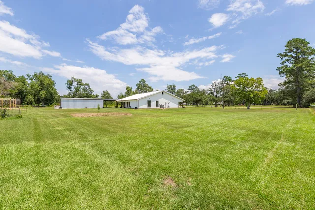 $424,999 | 203 Woodard, Devers, TX 77538