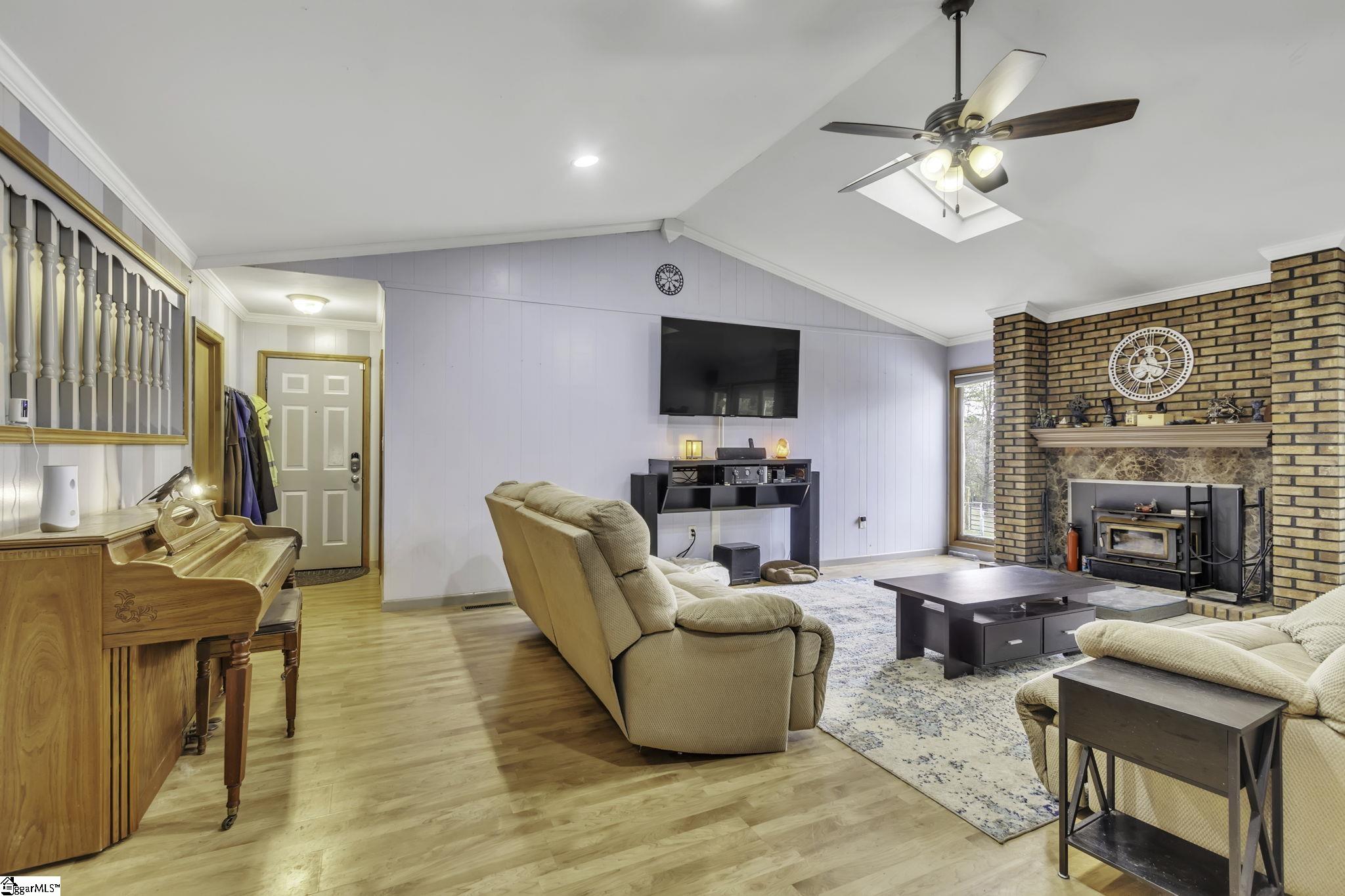 129 South Forty Road Piedmont, SC 29673 - Photo 3 of 31 Gallery Image 3