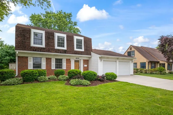 $515,000 | 1925 Cloverdale Court, Schaumburg, IL 60107